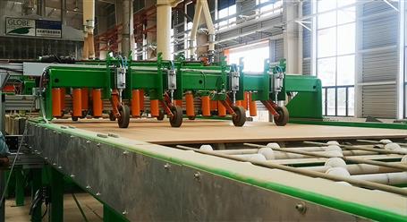 廣西國(guó)旭東騰人造板項(xiàng)目：首板下線(xiàn)！